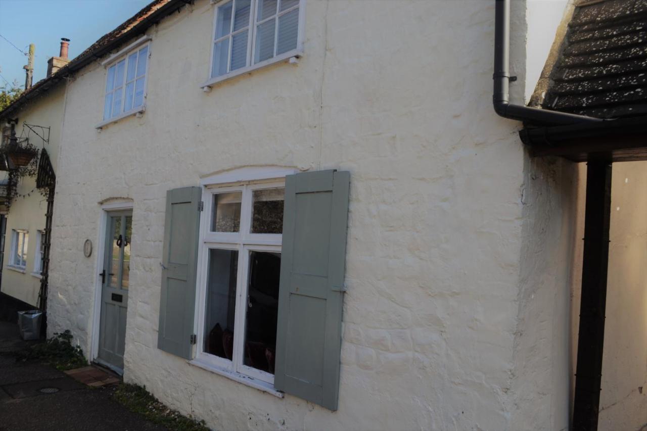 Bell Cottage Mildenhall Exterior photo
