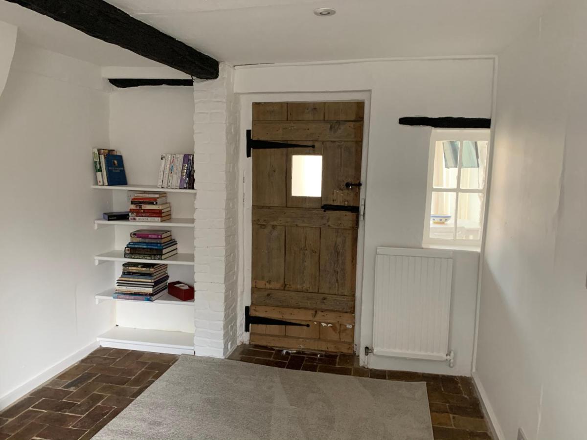 Bell Cottage Mildenhall Exterior photo